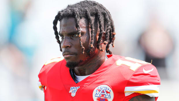 tyreek-hill-chiefs-injury.jpg 